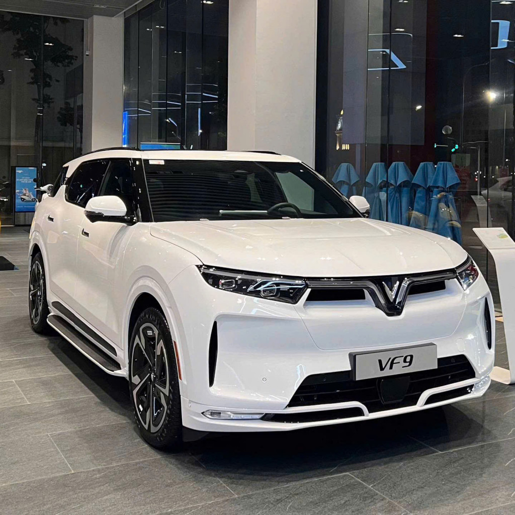 cho thuê xe tự lái TPHCM giá rẻ