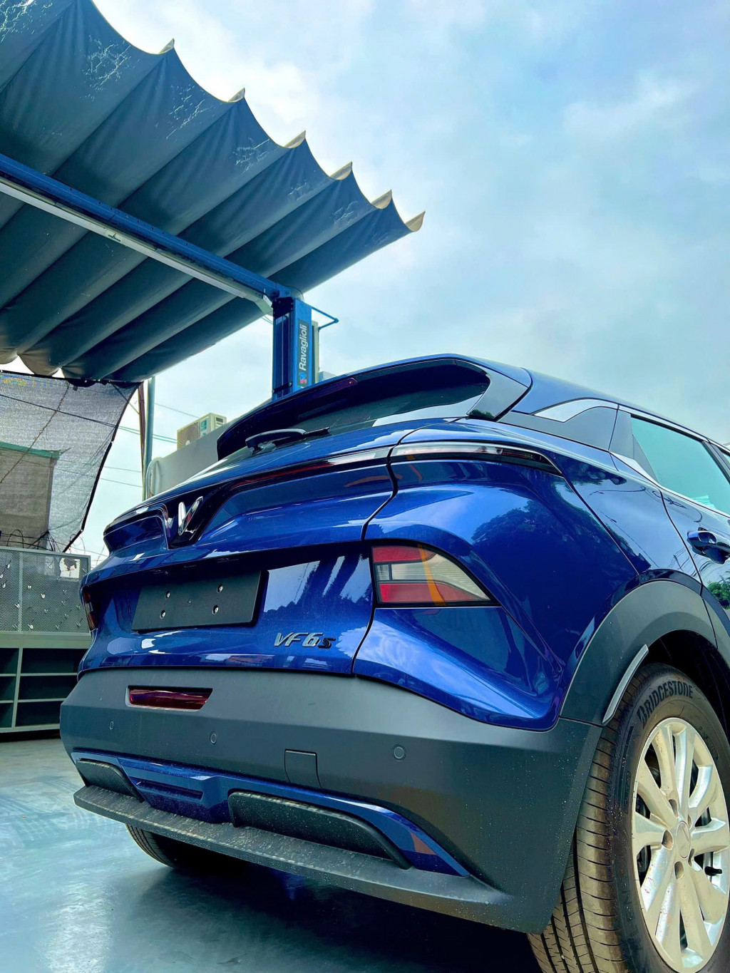 bảo hiểm 2 chiều thân vỏ xe tự lái