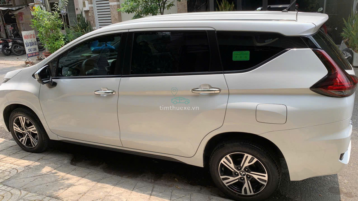 xe du lịch Mitsubishi Xpander giá tốt