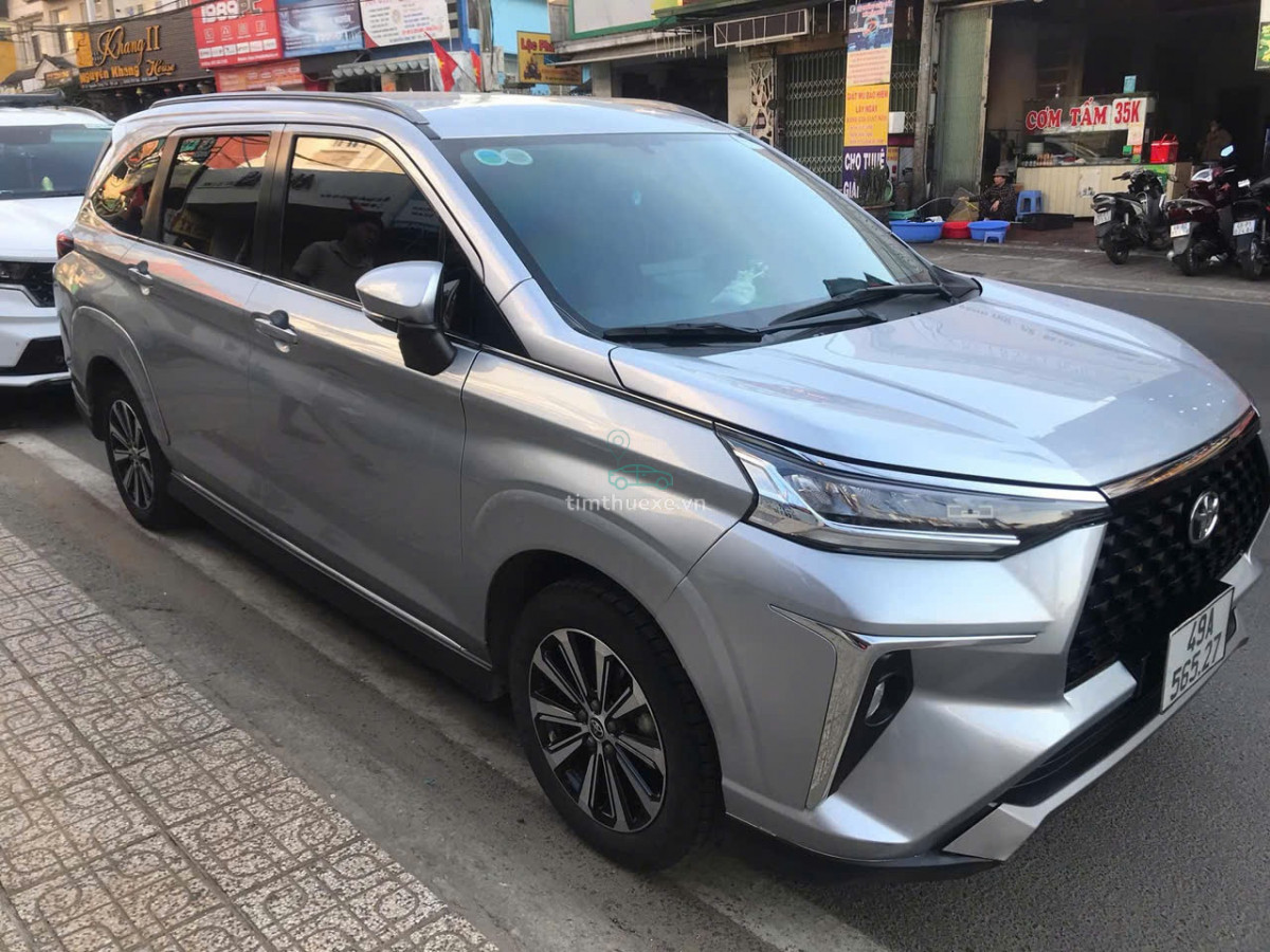 xe oto tự lái Toyota Veloz Xuân Hương - Đà Lạt Lâm Đồng