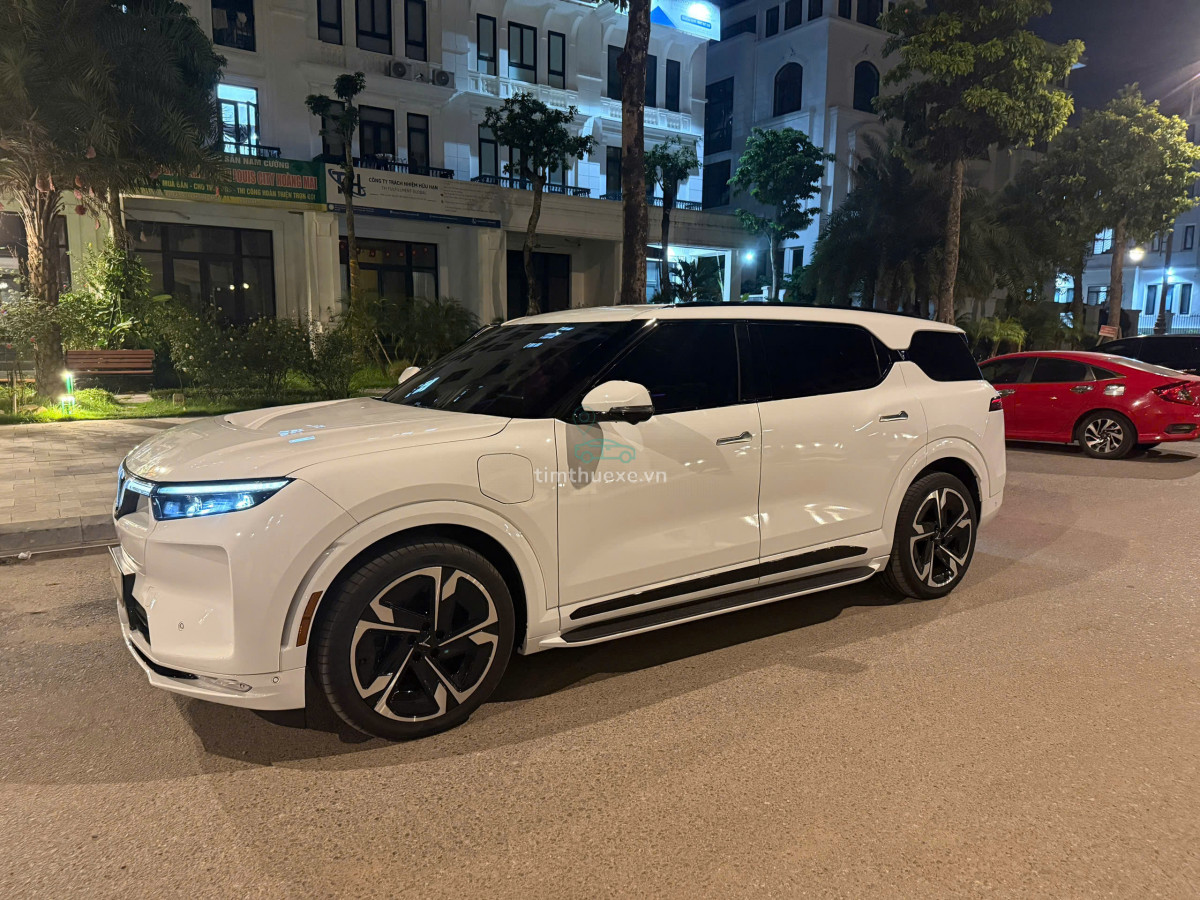 ôtô tự lái VinFast VF9 Ba Đình giá rẻ