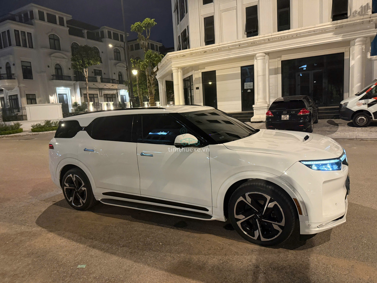 xe oto tự lái Hà Nội