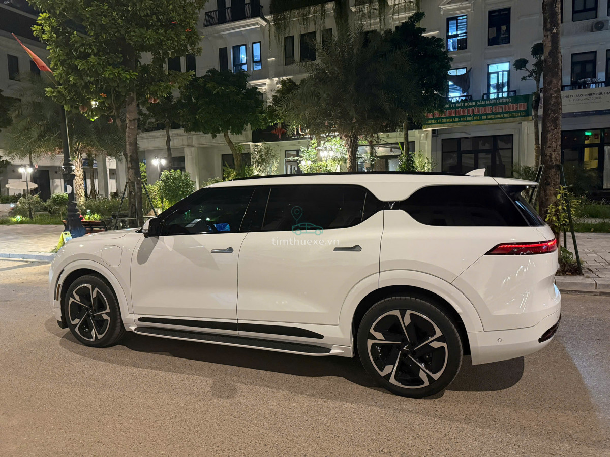 xe oto VinFast VF9 phường Hồng Hà Ba Đình Hà Nội