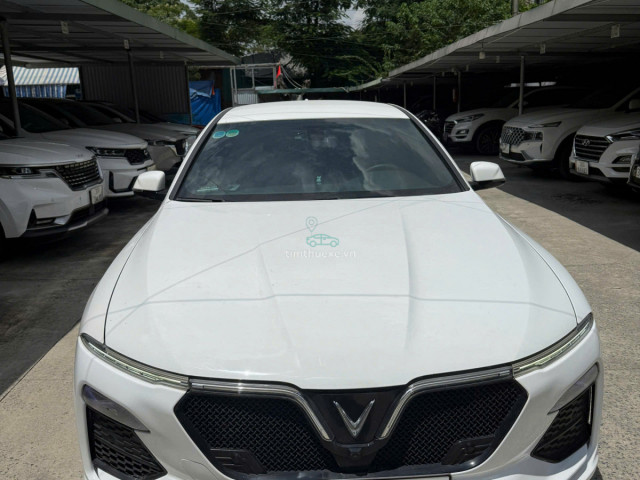 VinFast Lux A 2.0 2021