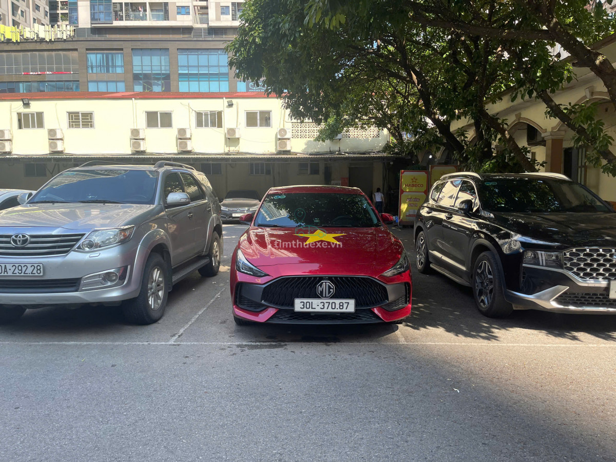cho thuê xe oto MG ZS phường Hồng Hà