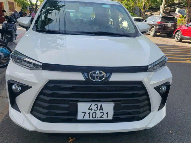 Toyota Avanza 2024
