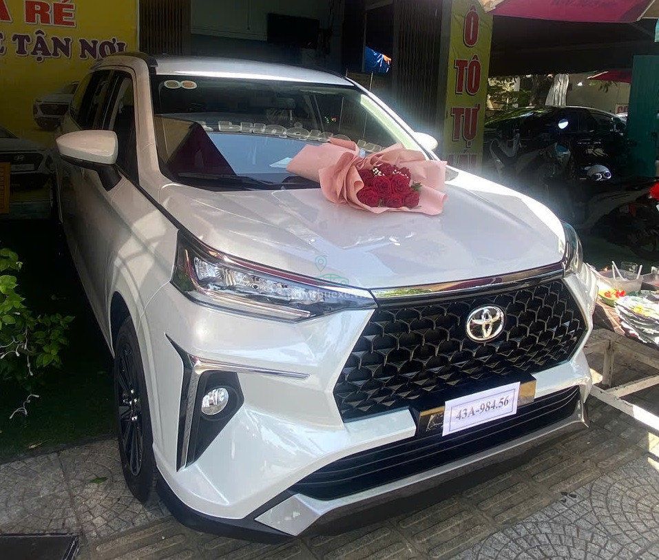 cho thuê xe Toyota Veloz Đà Nẵng