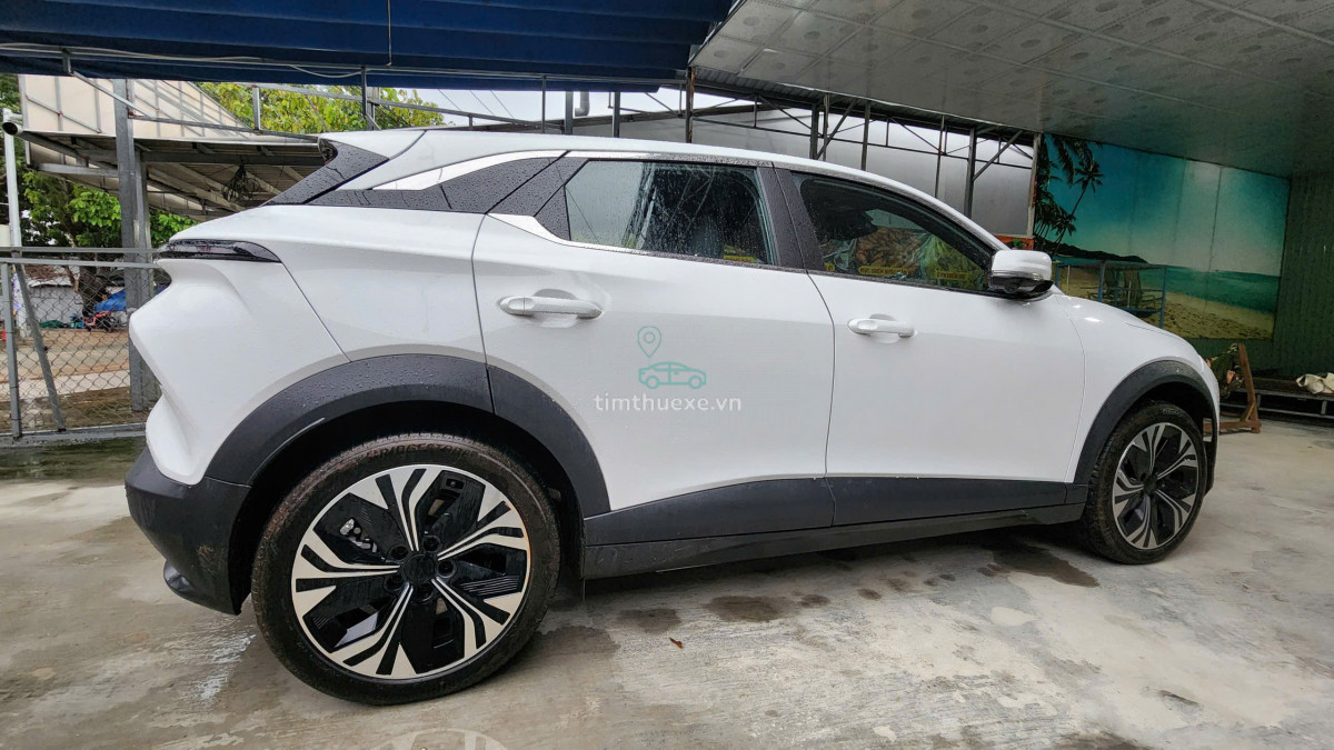 xe tự lái VinFast VF6 Phú Quốc Kiên Giang
