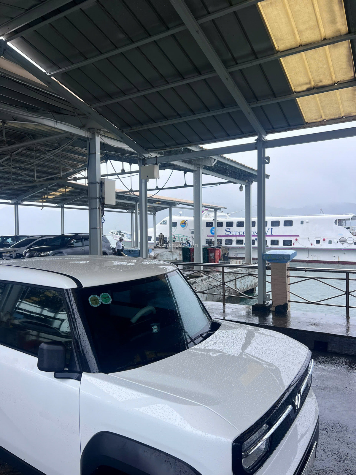 ôtô tự lái VinFast VF3 Kiên Giang