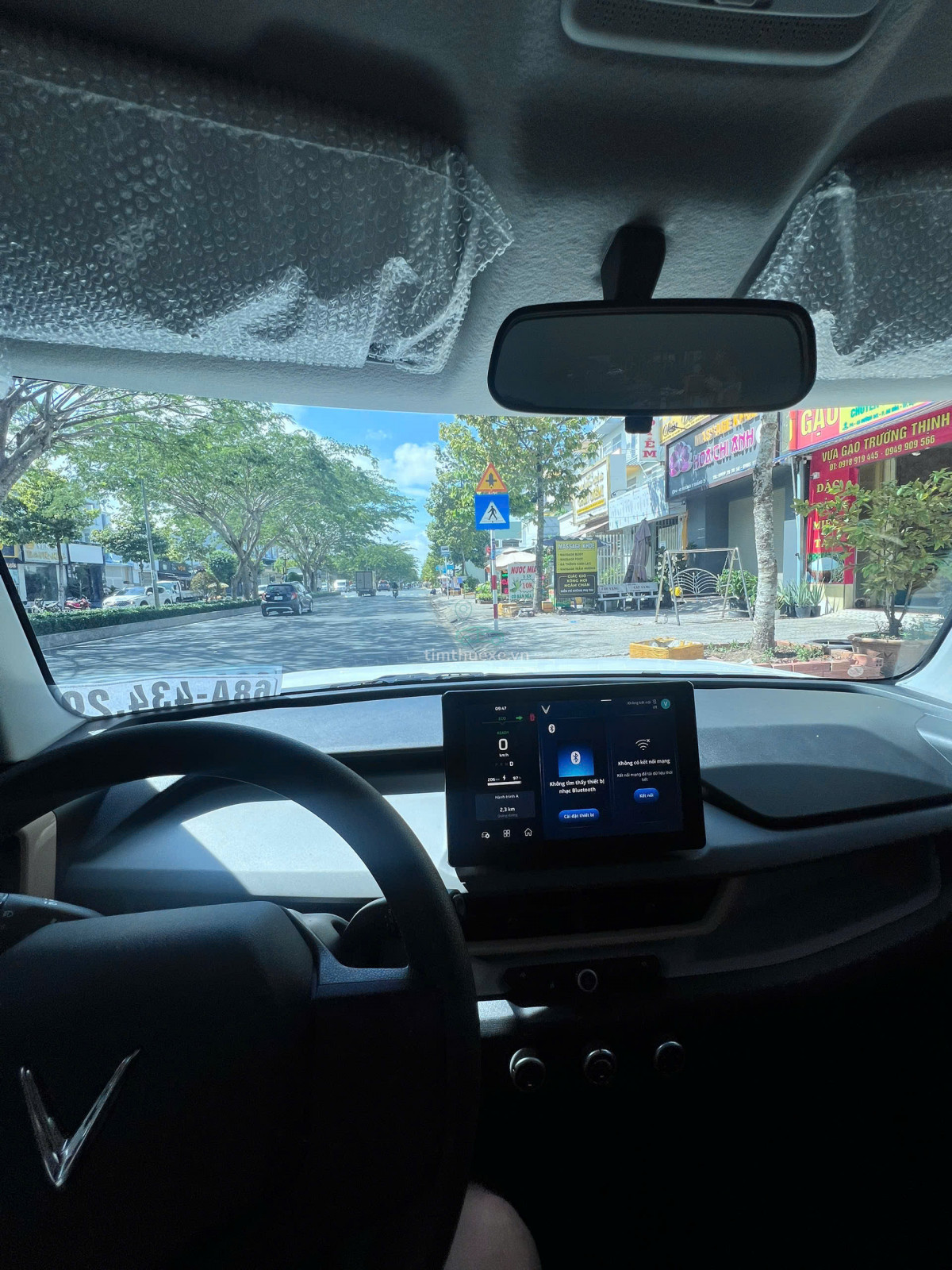 xe oto VinFast VF3 đường Gành Dầu huyện Phú Quốc