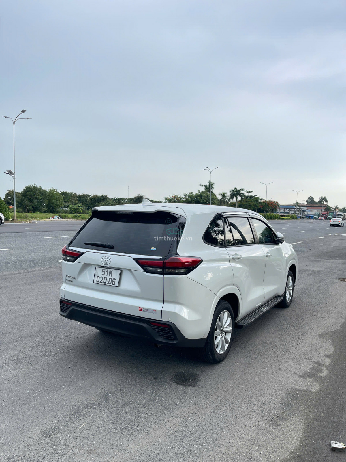 xe du lịch có tài Toyota Innova